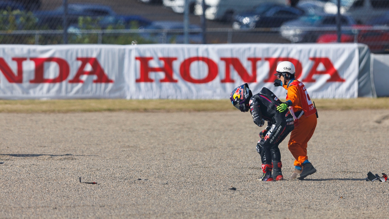 La preocupante reflexión del médico de MotoGP sobre el estado de Jorge Martín: "Llueve sobre mojado"