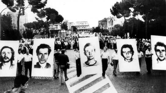 Manifestaci&oacute;n en Roma el 24 de septiembre de 1975 contra las condenas a muerte del franquismo