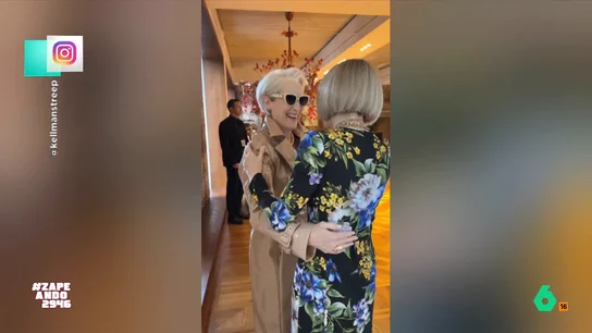 El encuentro que emociona a los fans de 'El diablo viste de Prada': así fue el saludo entre Meryl Streep y Anna Wintour Meryl Streep visitaba el desfile de Dolce & Gabbana en Milán caracterizada como Miranda Priestly en 'El diablo viste de Prada' y conocía allí a Anna Wintour, la jefa de redacción de Vogue en la que se inspira su personaje.