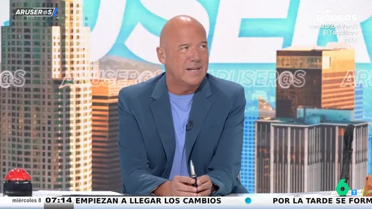 Alfonso Arús regaña en pleno directo de Aruser@s a su hijo Hans: "Yo te veo muy disperso" Alfonso Arús regaña en pleno directo de Aruser@s a su hijo Hans: "Yo te veo muy disperso"