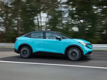 El nuevo urbano eléctrico que ha sido desarrollado por ingenieros de la división deportiva Nissan Z El nuevo urbano eléctrico que ha sido desarrollado por ingenieros de la división deportiva Nissan Z