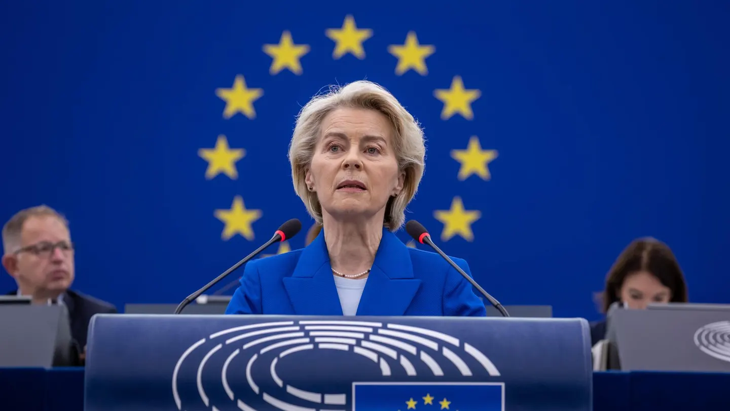 La presidenta de la Comisión Europea, Ursula von der Leyen, interviene en el Parlamento Europeo en Estrasburgo La presidenta de la Comisión Europea, Ursula von der Leyen, interviene en el Parlamento Europeo en Estrasburgo