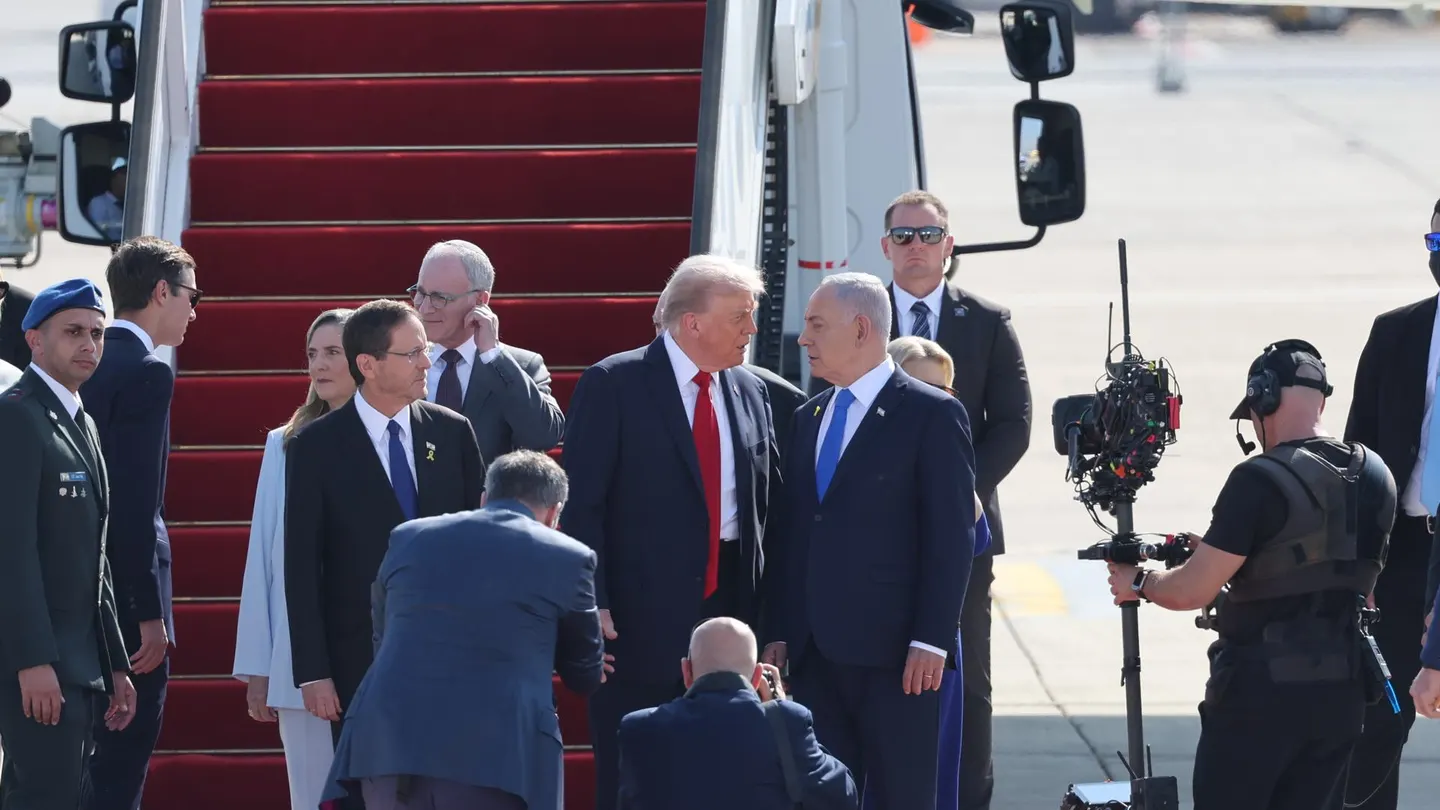 Donald Trump junto a Netanyahu a su llegada a Israel. Donald Trump junto a Netanyahu a su llegada a Israel.