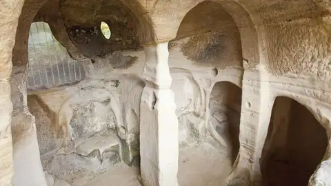 Eremitorio de San Miguel en Presillas de Bricia Eremitorio de San Miguel en Presillas de Bricia