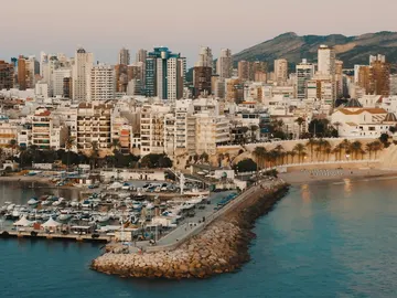 Benidorm y sus terrazas en altura, ocio a otro nivel Benidorm y sus terrazas en altura, ocio a otro nivel