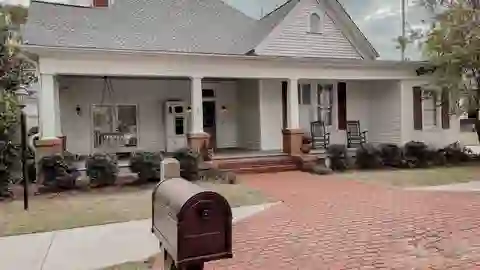 La casa de Caroline en Mystic Falls (Covington, Georgia) La casa de Caroline en Mystic Falls (Covington, Georgia)