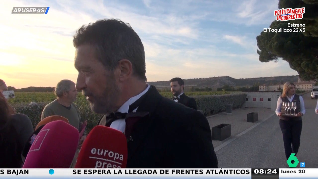 El vídeo de Antonio Banderas en la boda de su hija Stella en Valladolid: "Ha habido lagrimilla"