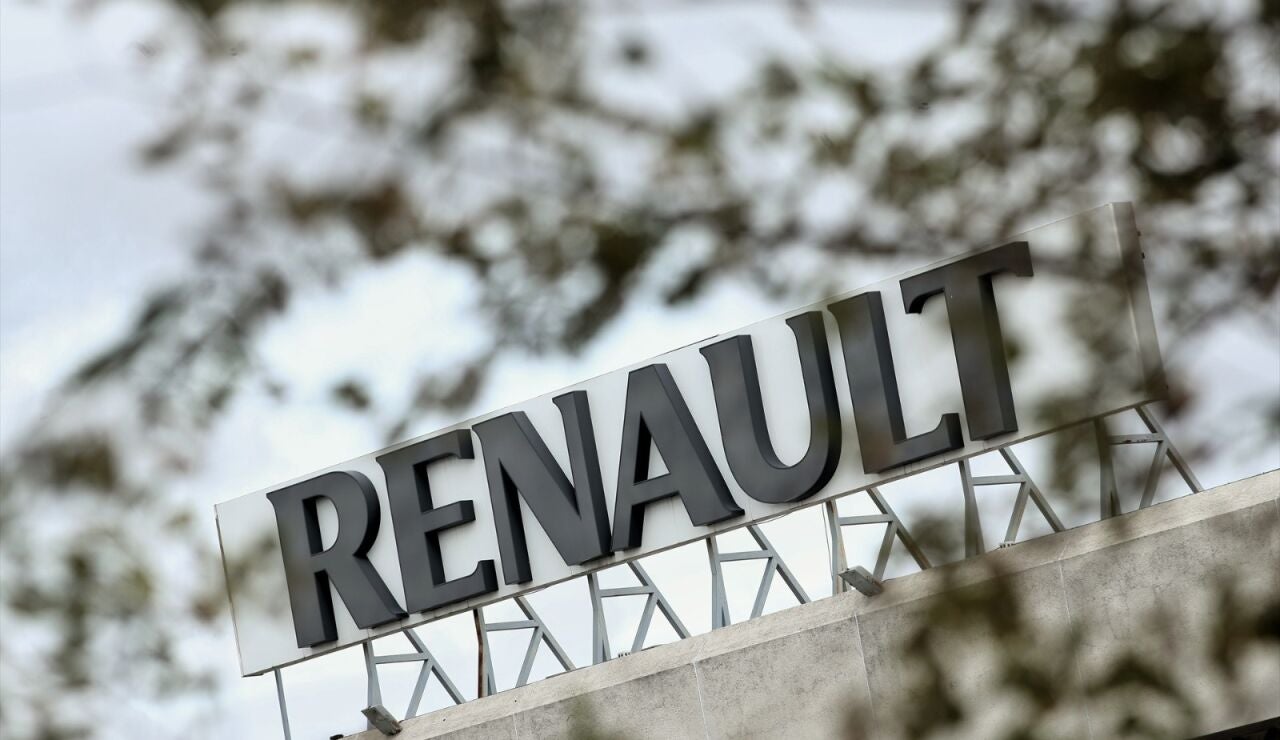 Cartel de la marca Renault
