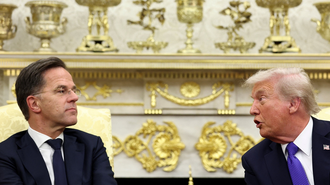 Trump reprende de nuevo a España por no aumentar el gasto en Defensa y dice que no "juega en equipo" en la OTAN