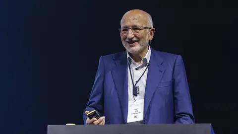 El presidente de Mercadona, Juan Roig, durante el congreso de la asociación de fabricantes y distribuidores AECOC, en el Roig Arena El presidente de Mercadona, Juan Roig, durante el congreso de la asociación de fabricantes y distribuidores AECOC, en el Roig Arena