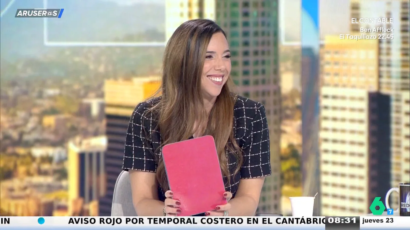"Ahora entendéis los cuatro hijos": El gracioso momento de Alfonso Arús tras desvelar que dormir sin ropa mejora la salud y la fertilidad "Ahora entendéis los cuatro hijos": El gracioso momento de Alfonso Arús tras desvelar que dormir sin ropa mejora la salud y la fertilidad