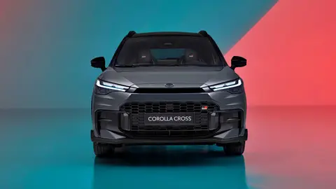 Mirada más agresiva en el nuevo Toyota que apuesta por lo mismo: un SUV con un consumo de 5 L/100 y una fiabilidad máxima Toyota Corolla Cross