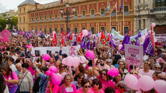 Imágenes de la manifestación contra la gestión de los cribados en Andalucía. Imágenes de la manifestación contra la gestión de los cribados en Andalucía.