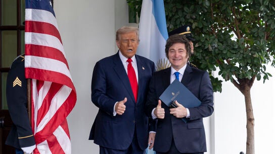 El presidente de Estados Unidos, Donald Trump, y el de Argentina, Javier Milei, en la Casa Blanca