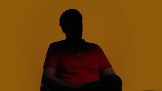 "Quería vivir tranquilo, ya tenía suficiente dinero": un exestafador telefónico, sobre por qué abandonó la actividad delicitiva "Quería vivir tranquilo, ya tenía suficiente dinero": un exestafador telefónico, sobre por qué abandonó la actividad delicitiva