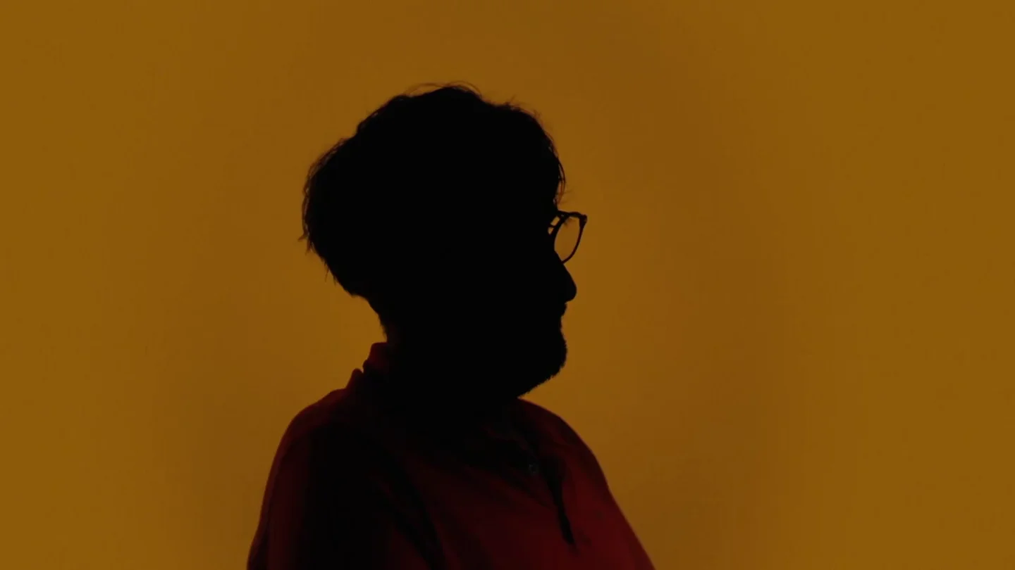 Un estafador, sobre "el entierro", la llamada en la que explican a la vícitima que está arruinada: "Me quedaba triste, pero era mi trabajo" Un estafador, sobre "el entierro", la llamada en la que explican a la vícitima que está arruinada: "Me quedaba triste, pero era mi trabajo"