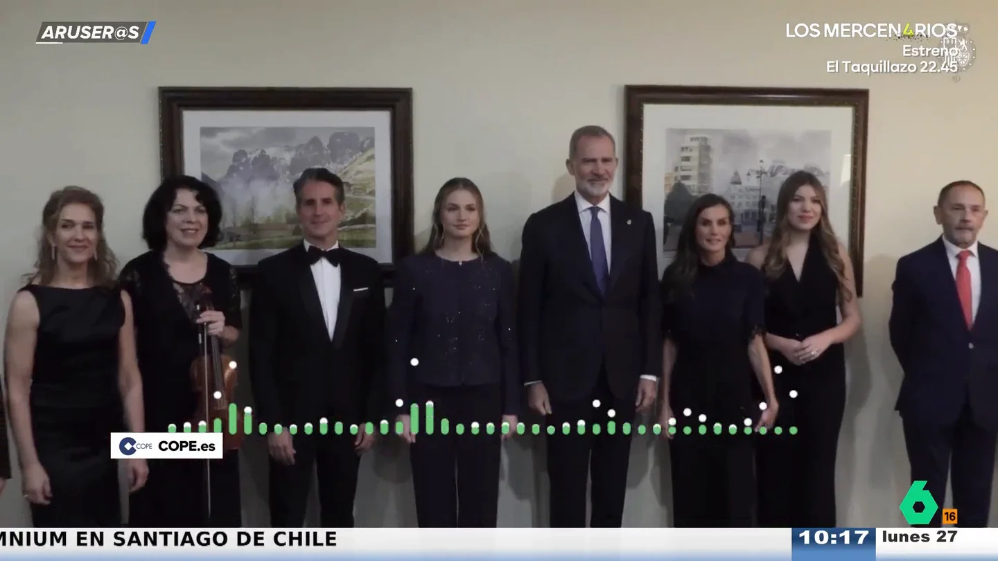 Carmen Lomana estalla tras ver el vestido 'low cost' de la princesa Leonor: "¡Qué manía les ha dado por ahorrar a la hora de vestirse!" Carmen Lomana estalla tras ver el vestido 'low cost' de la princesa Leonor: "¡Qué manía les ha dado por ahorrar a la hora de vestirse!"
