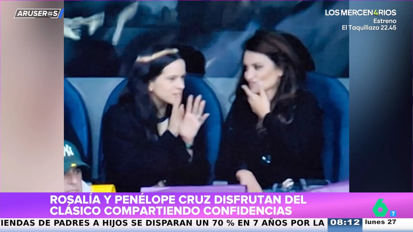 Rosalía y Penélope Cruz, juntas en el Bernabéu: "Compartieron confidencias durante el Clásico" Rosalía y Penélope Cruz, juntas en el Bernabéu: "Compartieron confidencias durante el Clásico"