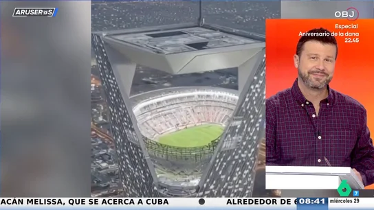 Marc Redondo, sobre el estadio en el cielo del Mundial de 2034: "Si Sergio Ramos tira un penalti, ¿dónde va a buscar el balón?" Marc Redondo, sobre el estadio en el cielo del Mundial de 2034: "Si Sergio Ramos tira un penalti, ¿dónde va a buscar el balón?"
