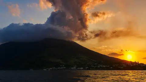 Estrómboli. Islas Eolias Estrómboli. Islas Eolias