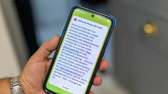 Vista del aviso rojo por riesgo extremo de lluvias en la provincia de Huelva que la Agencia Estatal de Meteorología (Aemet) ha activado Vista del aviso rojo por riesgo extremo de lluvias en la provincia de Huelva que la Agencia Estatal de Meteorología (Aemet) ha activado