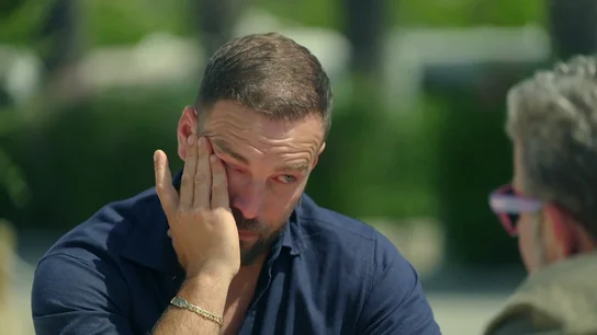 Adrián se sincera ante Chicote y reconoce entre lágrimas que la "lió mucho" en sus inicios en Salioli: "Les fallé a mis padres" Adrián se sincera ante Chicote y reconoce entre lágrimas que la "lió mucho" en sus inicios en Salioli: "Les fallé a mis padres"