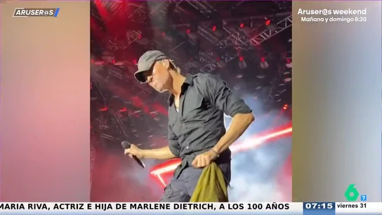 El vídeo del espectacular concierto de Enrique Iglesias en India con pirotecnia y más de 60.000 personas El vídeo del espectacular concierto de Enrique Iglesias en India con pirotecnia y más de 60.000 personas