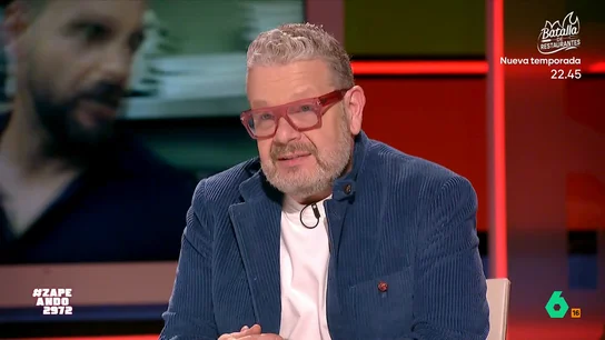 Alberto Chicote desvela la explosiva novedad de 'Batalla de restaurantes': los tenedores rojo y amarillo El cocinero visita Zapeando para presentar la tercera temporada de este divertido concurso que enfrenta a cuatro restaurantes para convertirse en el mejor de su zona. No te pierdas el primer programa en laSexta a partir de las 22:45 h.