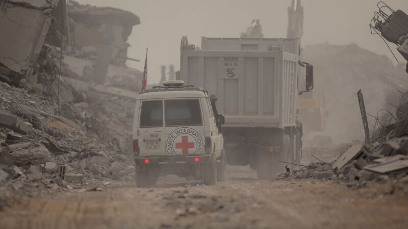 DIRECTO | Hamás encuentra el cuerpo de otro rehén e inicia los trámites para su entrega a Israel