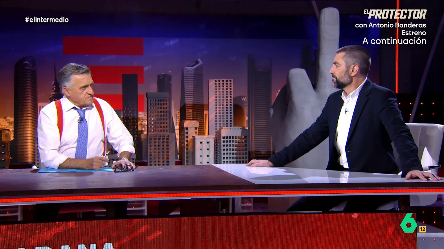 Wyoming reacciona al fichaje de Toni Cantó por A Punt: "El nombre del programa no puede ser 'El Chiringuito', ya está pillado" El exdiputado va a presentar un debate en la televisión autonómica valenciana. Como recuerda el presentador de El Intermedio, en 2019 Cantó defendía que que la tv pública valenciana era "un capricho muy caro".