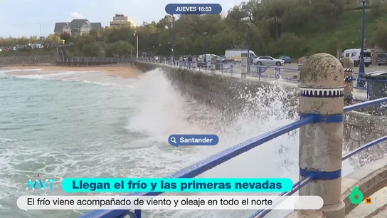 Olas de hasta 12 metros y fuerte viento en el Cantábrico Olas de hasta 12 metros y fuerte viento en el Cantábrico