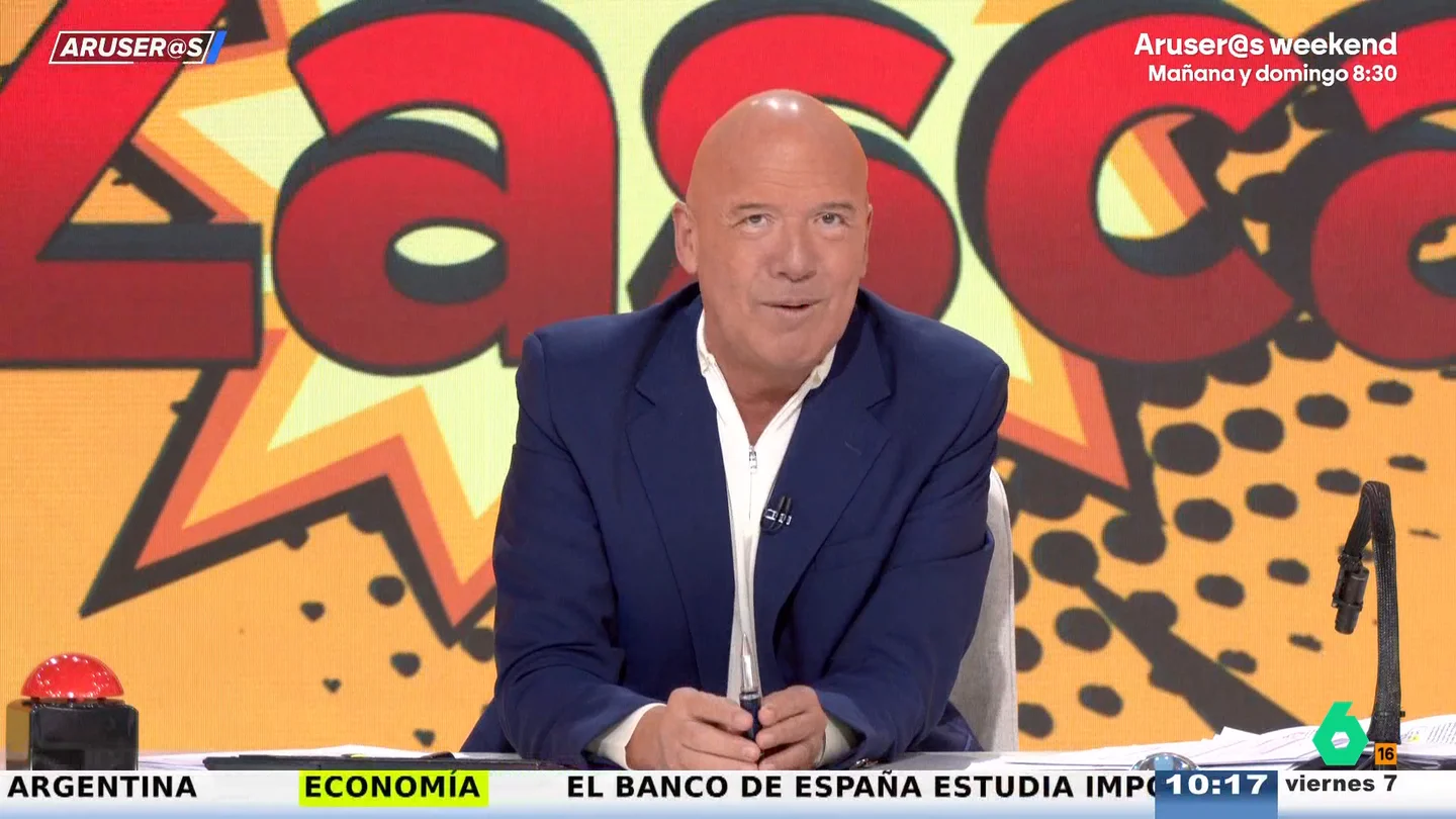 Alfonso Arús, de los dardos de Rosalía a Rauw Alejandro y C. Tangana: "Lo de Shakira iba para Piqué, pero lo de ella, ¿para cuál?" Alfonso Arús, de los dardos de Rosalía a Rauw Alejandro y C. Tangana: "Lo de Shakira iba para Piqué, pero lo de ella, ¿para cuál?"