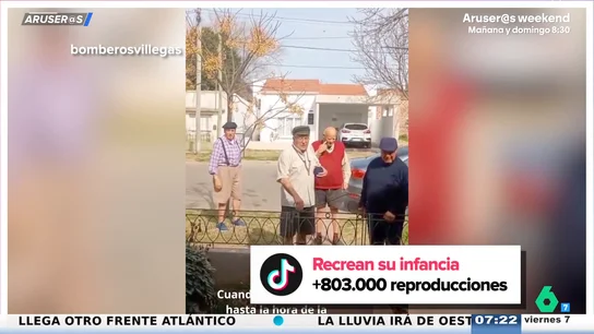 El conmovedor vídeo homenaje de unos abuelos al recrear su infancia que emociona las redes El conmovedor vídeo homenaje de unos abuelos al recrear su infancia que emociona las redes