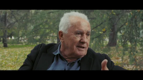 Víctor Manuel, sobre la "reprogramación" que han hecho muchos hombres de su edad: "Mi madre me educó en el más puro 'macherío' sin saberlo" Víctor Manuel, sobre la "reprogramación" que han hecho muchos hombres de su edad: "Mi madre me educó en el más puro 'macherío' sin saberlo"