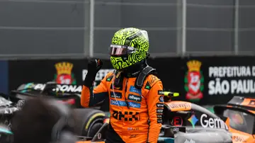 Lando Norris celebra la pole en el GP de Brasil Lando Norris celebra la pole en el GP de Brasil