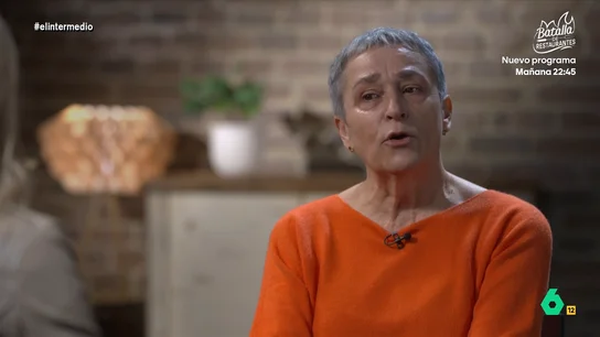 Leonor Paqué, víctima de la pederastia: "Me quitó la capacidad de confiar, sobre todo en quien te dice que te quiere" Esta escritora y periodista ha lanzado un documental titulado 'Hermana Leonor. 20.000 kilómetros de confesión' en el que ha recorrido España para recoger el testimonio de personas que, como ella, fueron abusadas por personas que formaban parte de la iglesia.