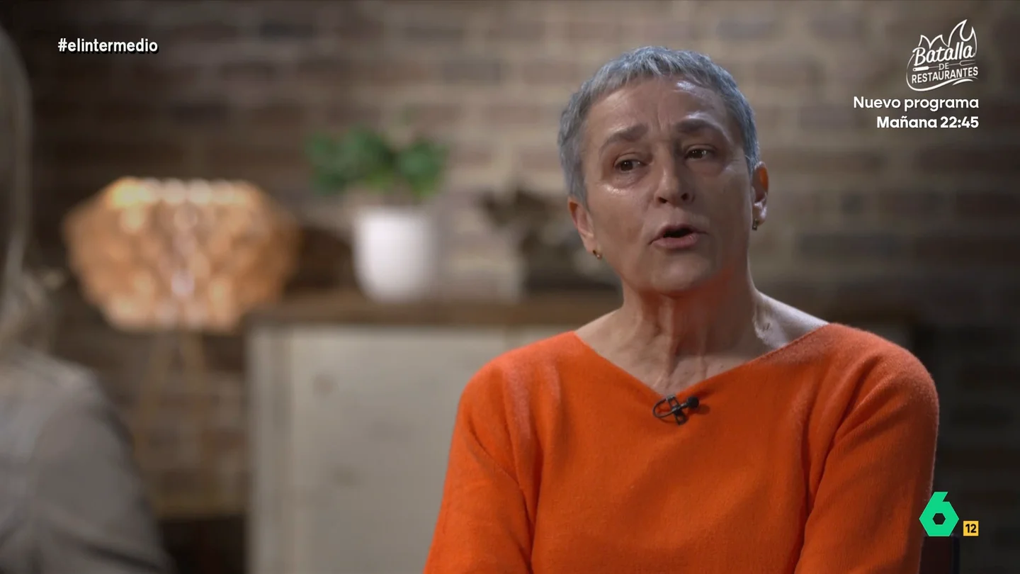 Leonor Paqué, víctima de la pederastia: "Me quitó la capacidad de confiar, sobre todo en quien te dice que te quiere" Esta escritora y periodista ha lanzado un documental titulado 'Hermana Leonor. 20.000 kilómetros de confesión' en el que ha recorrido España para recoger el testimonio de personas que, como ella, fueron abusadas por personas que formaban parte de la iglesia.