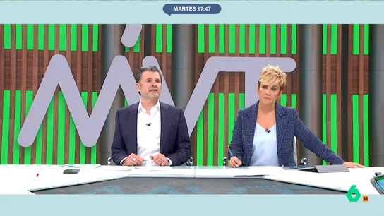 Iñaki López pasa revista a los looks de MVT: del "outfit sindicalista" de Antonio Maestre a la "impecable" Bea de Vicente Iñaki López pasa revista a los looks de MVT: del "outfit sindicalista" de Antonio Maestre a la "impecable" Bea de Vicente