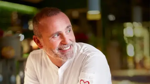 Rodrigo de la Calle, chef del restaurante Invernadero, en Madrid Rodrigo de la Calle, chef del restaurante Invernadero, en Madrid
