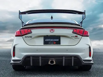 ¿Puede un kit de acabados ser más caro que el propio coche? Un popular modelo japonés demuestra que sí ¿Puede un kit de acabados ser más caro que el propio coche? Un popular modelo japonés demuestra que sí