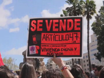 Una manifestaci&oacute;n por el derecho a la vivienda en Espa&ntilde;a.