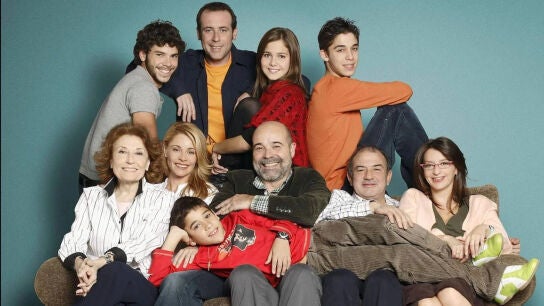 El elenco de la serie 'Los Serrano'