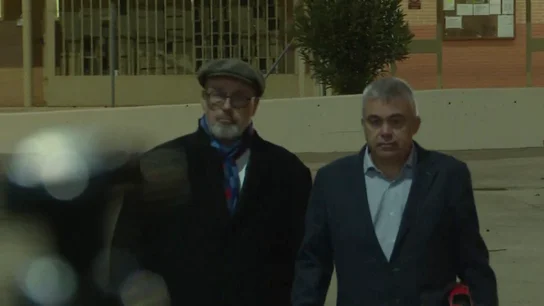 Santos Cerdán junto a su abogado, Jacobo Teijelo, a la salida de Soto del Real este miércoles. Santos Cerdán junto a su abogado, Jacobo Teijelo, a la salida de Soto del Real este miércoles.