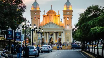 Basílica de Nuestra Señora de Chiquinquirá de Maracaibo Basílica de Nuestra Señora de Chiquinquirá de Maracaibo