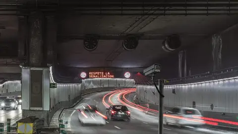 Ojo conductores: la M‑30 instala cuatro radares que no perdonan a los que se cuelan Ojo conductores: la M‑30 instala cuatro radares que no perdonan a los que se cuelan