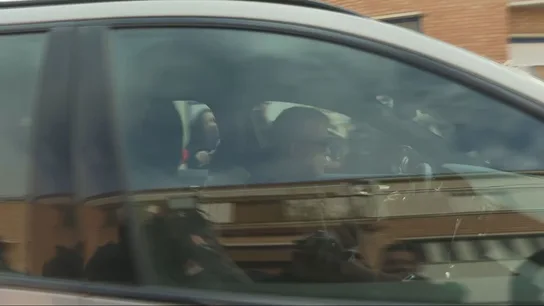 Santos Cerdán abandona su domicilio dentro de su vehículo Santos Cerdán abandona su domicilio dentro de su vehículo