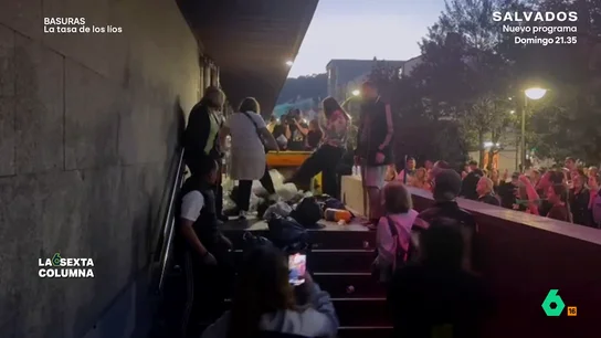 Los vecinos de Cangas do Morriño, en pie de guerra por la tasa de basuras: "No sé si a Mazón le han montado una cosa así" laSexta Columna habla en este vídeo con Araceli Gestido, alcaldesa del Concello de Cangas, que recuerda el tenso pleno donde se aprobó la subida de la tasa de basuras y explica los motivos detrás del incremento.