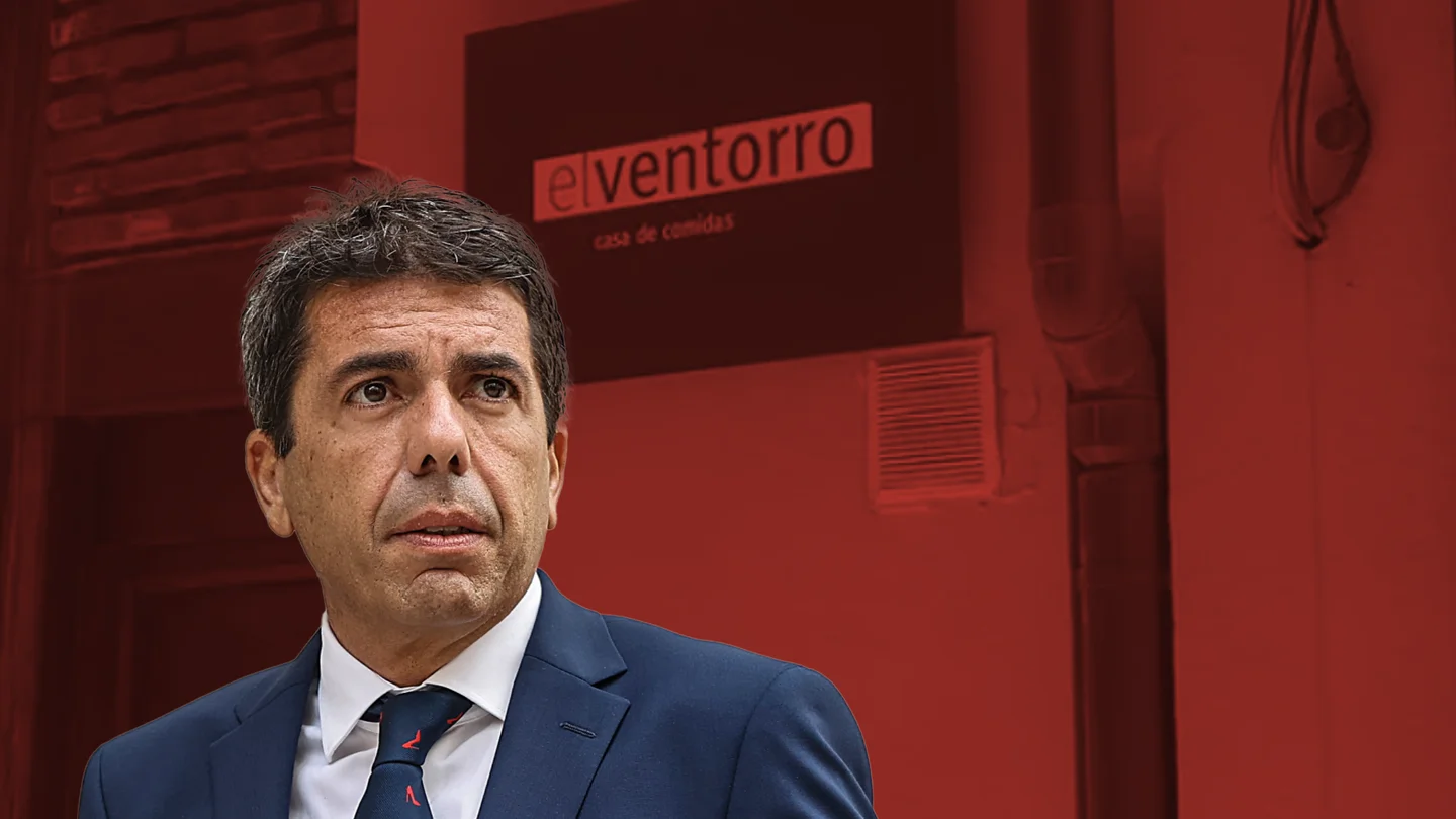 Carlos Mazón frente a un cartel de 'El Ventorro'. Carlos Mazón frente a un cartel de 'El Ventorro'.