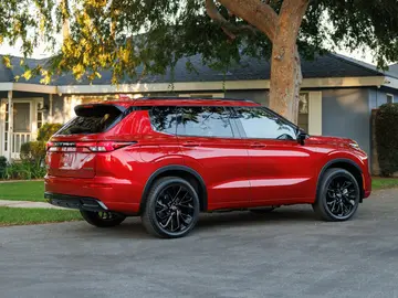 La bomba de Nissan para 2026: Así será el nuevo X-Trail PHEV que viene a por todas (con genética Mitusbishi) La bomba de Nissan para 2026: Así será el nuevo X-Trail PHEV que viene a por todas (con genética Mitusbishi)