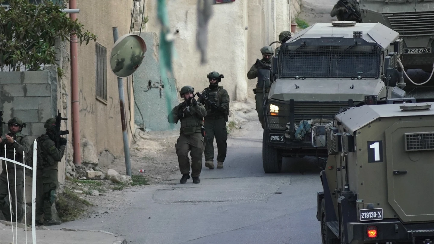 Soldados del Ejército de Israel en Yenín, Cisjordania. Soldados del Ejército de Israel en Yenín, Cisjordania.